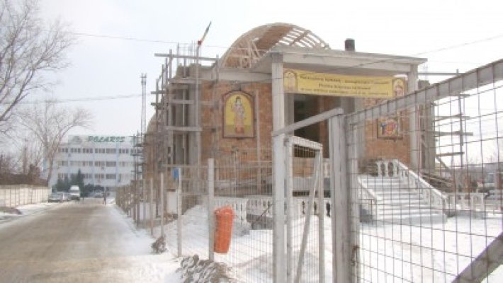 Biserica din cartierul Medeea îşi serbează hramul
